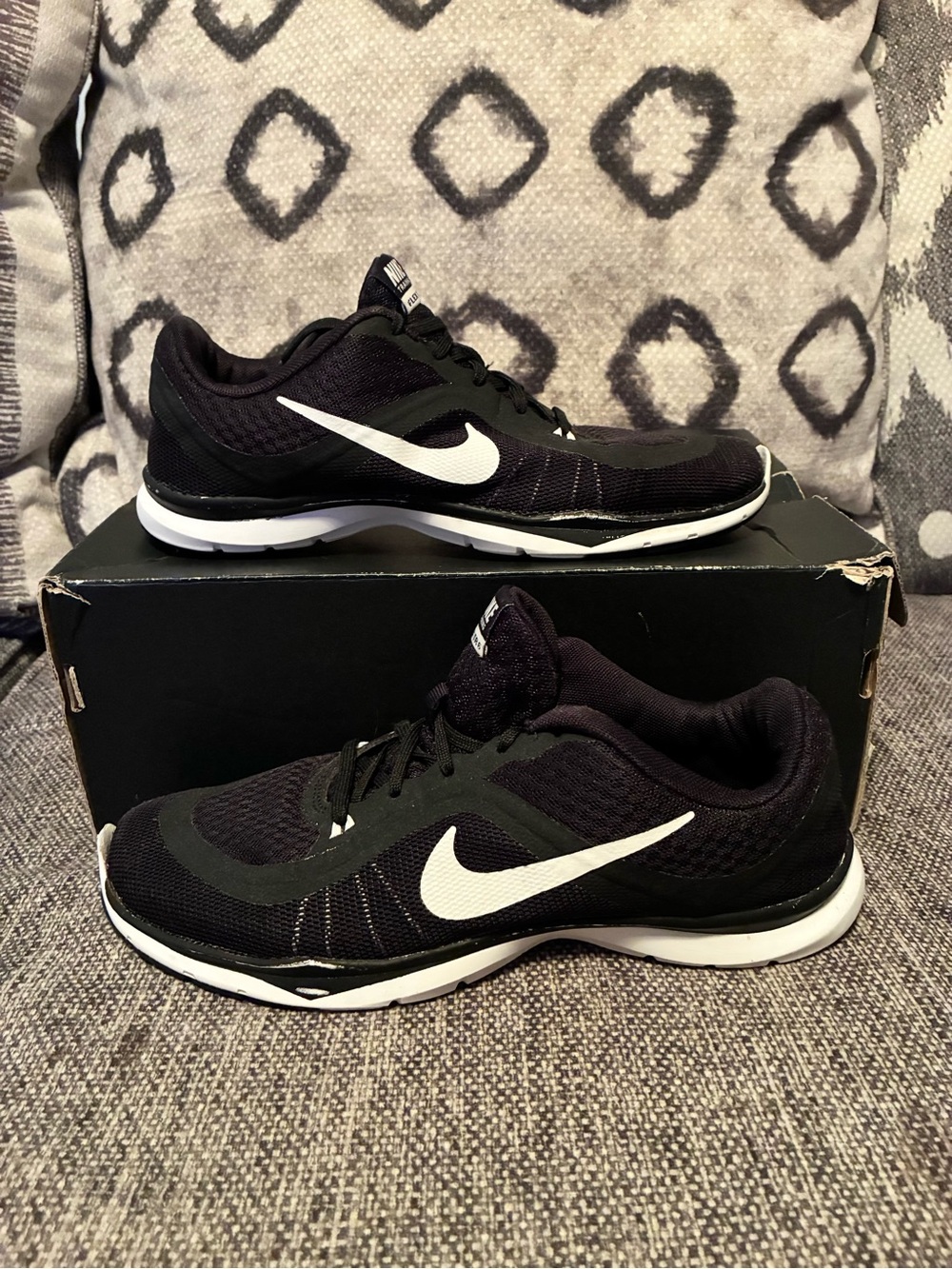 Woman’s Nike Training Flex TR6 Size 8